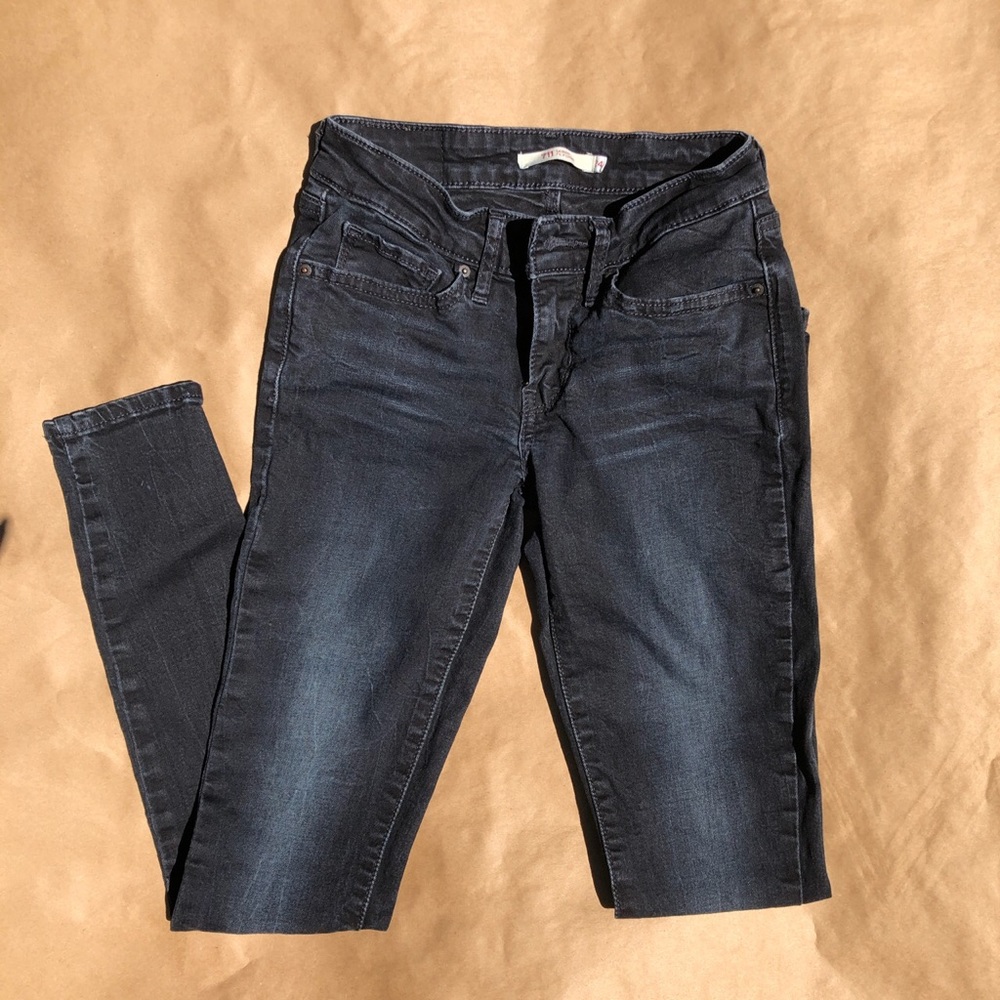 Levi’s 711 Jeans please read description